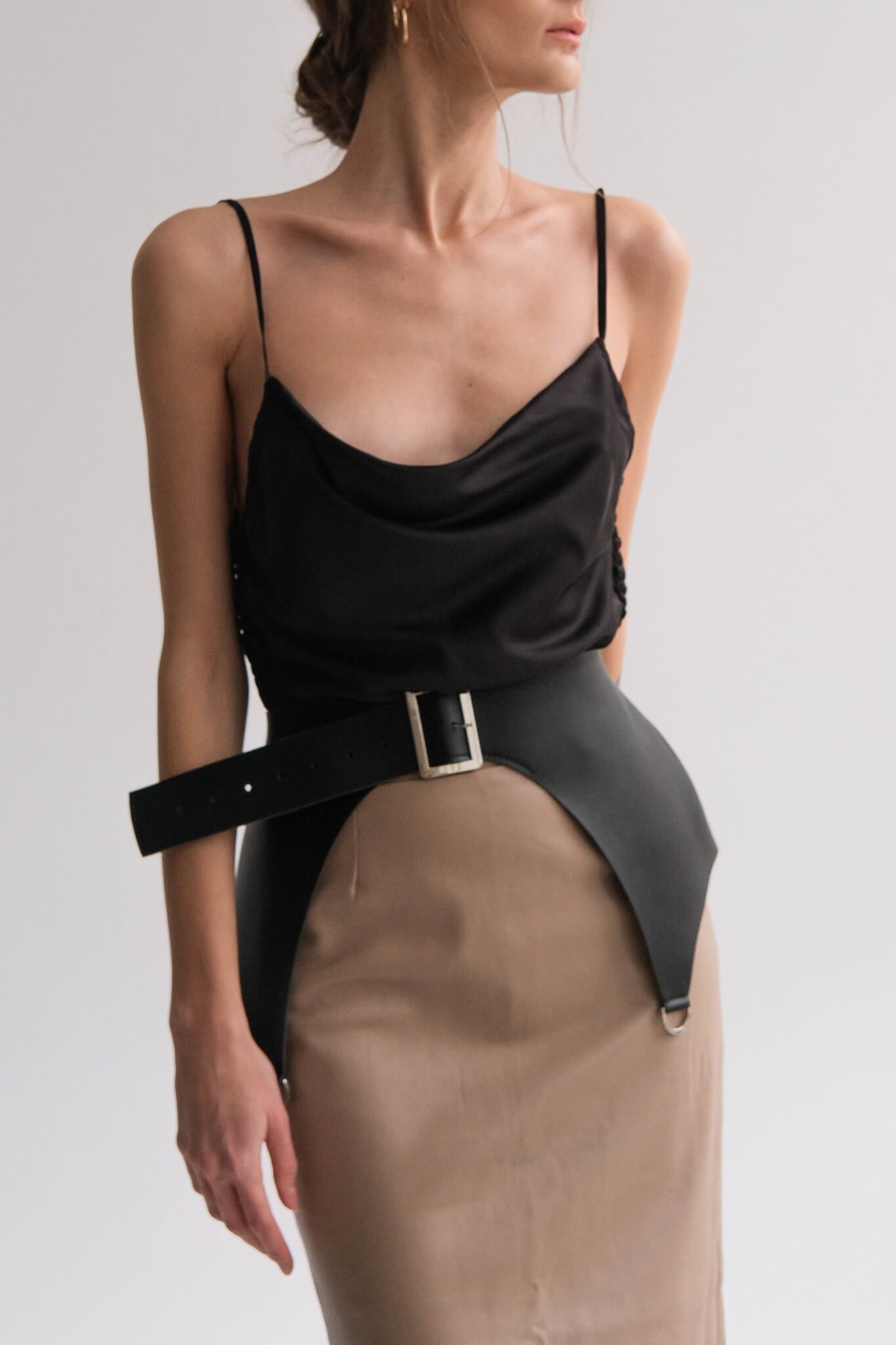 BLACK ELEGANT BASQUE BELT WITH SILVER BUCKLE - Main Image