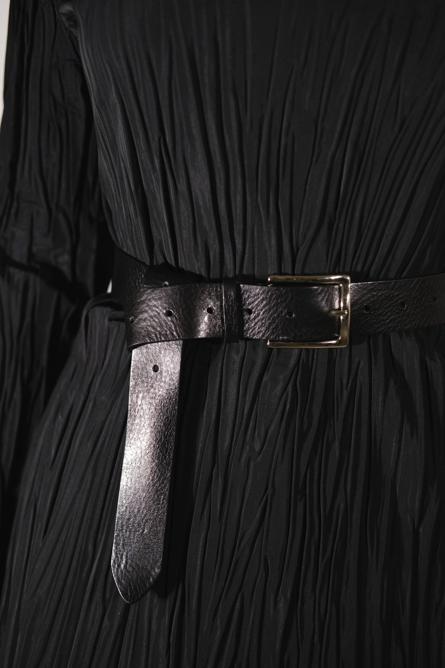 UNISEX LEATHER BELT “SHARP CLASSIC” (BLACK & BROWN COLOUR OPTIONS)