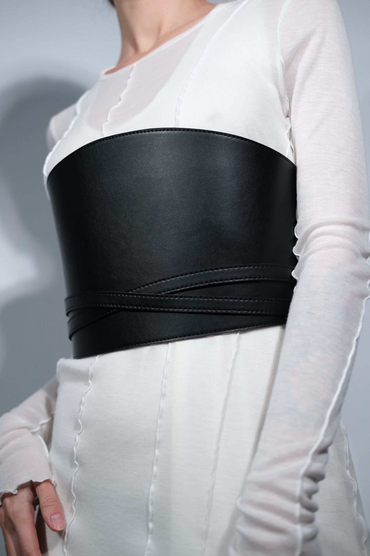 MODERN MID CENTURY CORSET BELT BLACK | ONLY 1 PC