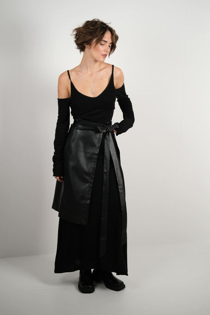 LEATHER APRON | ONLY 1 PC