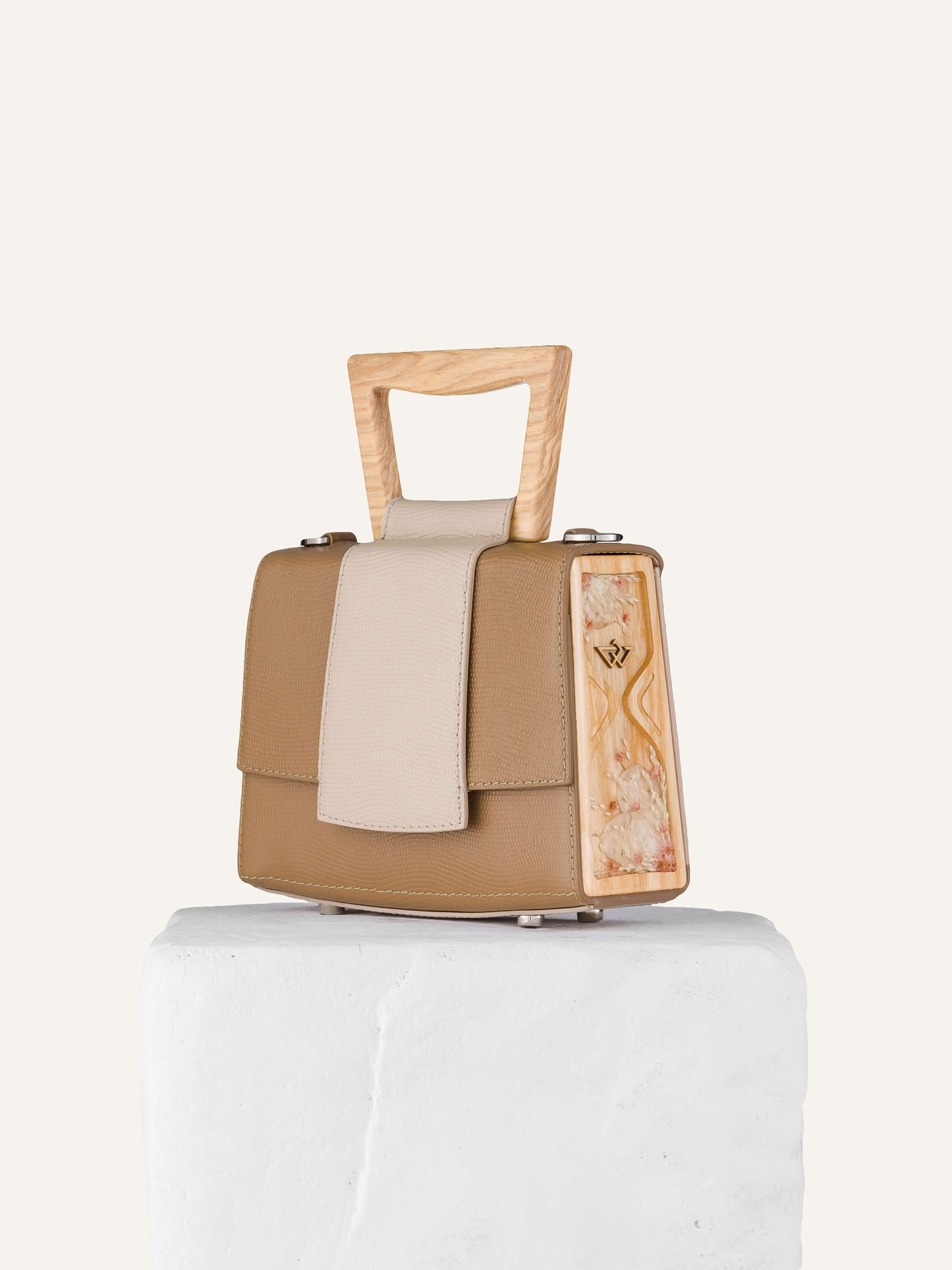 SANDY BEIGE/CAPPUCCINO SAFFIANO MINI