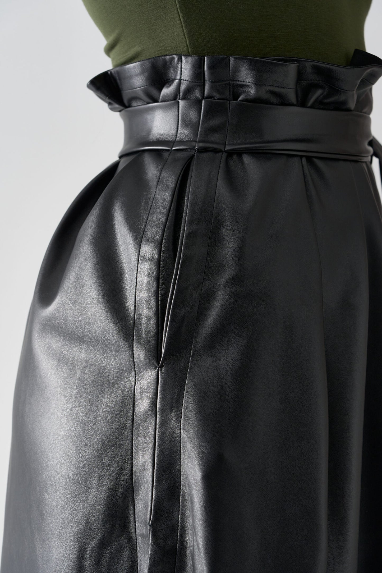 LEATHER APRON | ONLY 1 PC