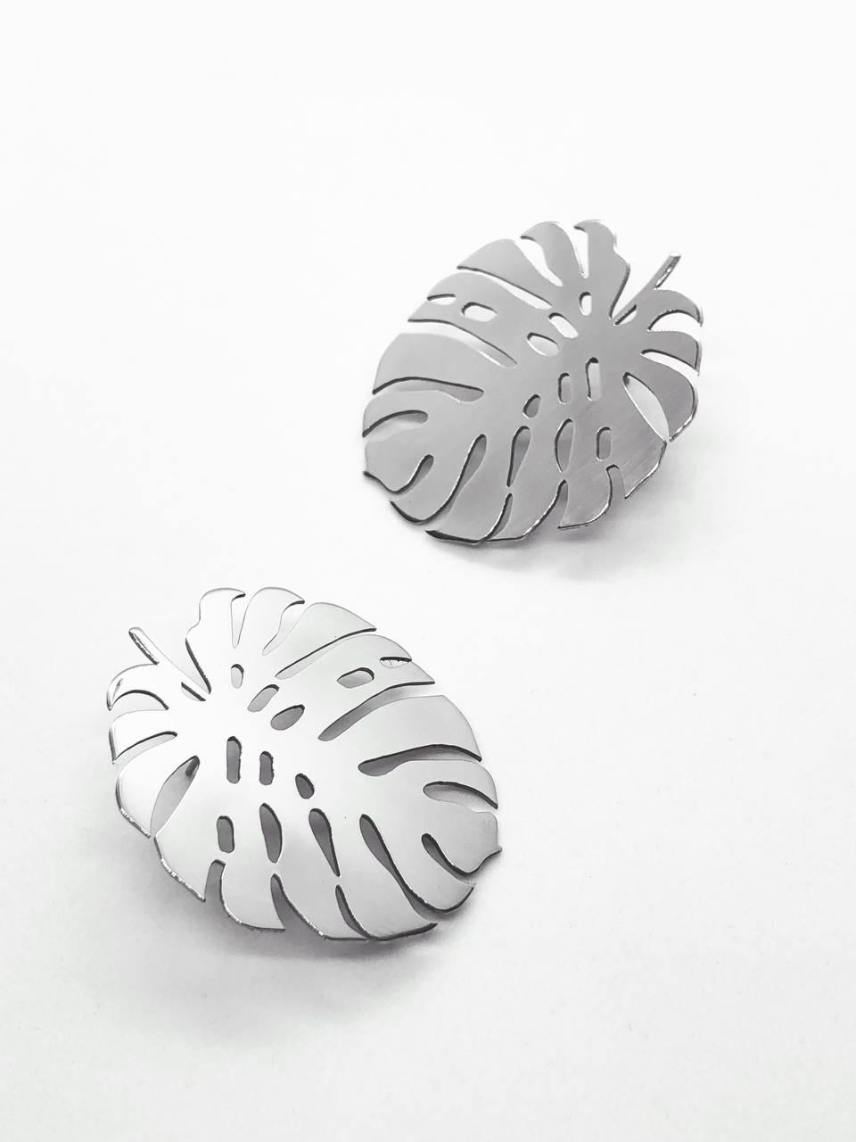 "MONSTERA" EARRINGS